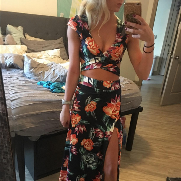 Dresses & Skirts - Sexy  Floral Two Piece Maxi Dress